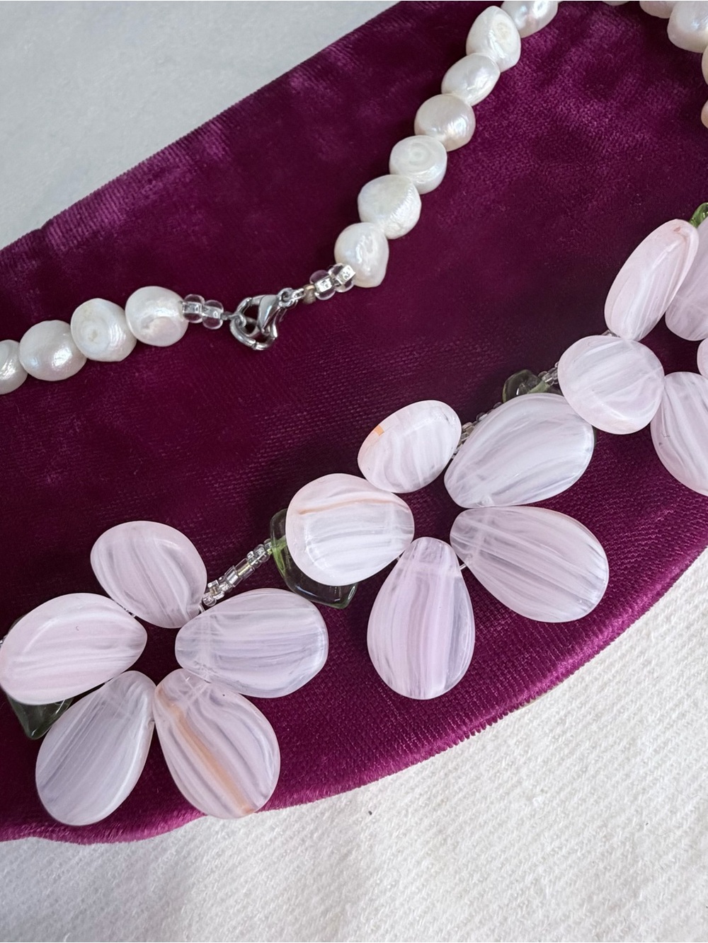 Vintage freshwater coin pearl necklace - pink glass flower - 16"